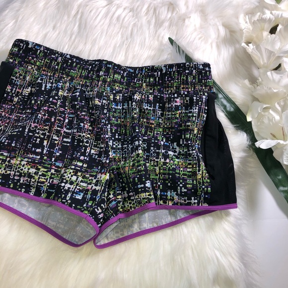 FABLETICS Black Purple Patterned Shorts Running XS - Picture 2 of 7